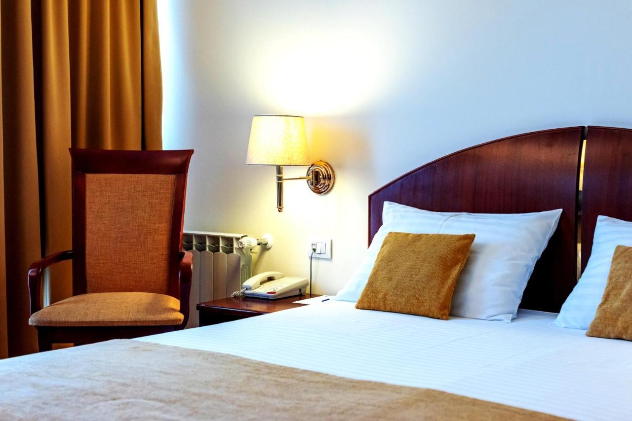 Hotel Minerva Bucureşti Ngoại thất bức ảnh