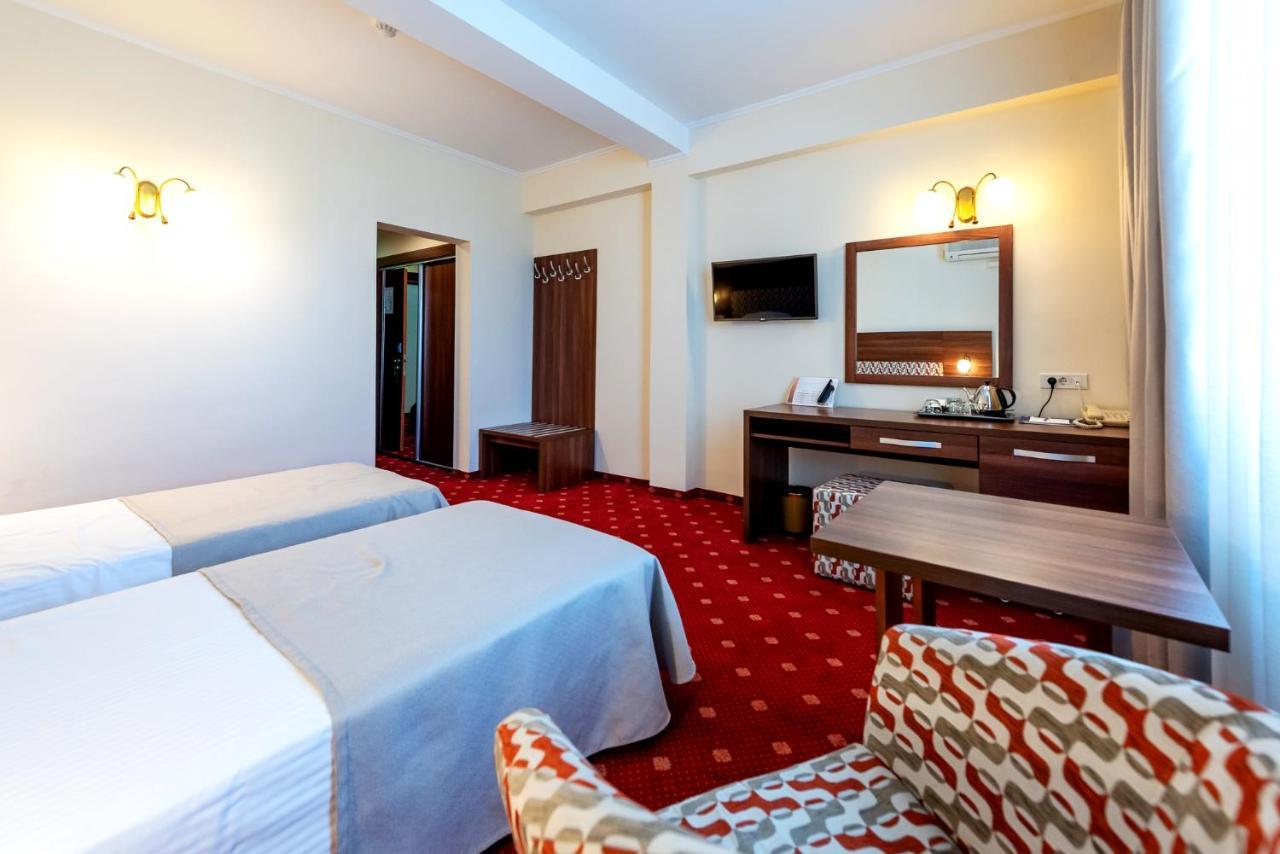 Hotel Minerva Bucureşti Ngoại thất bức ảnh