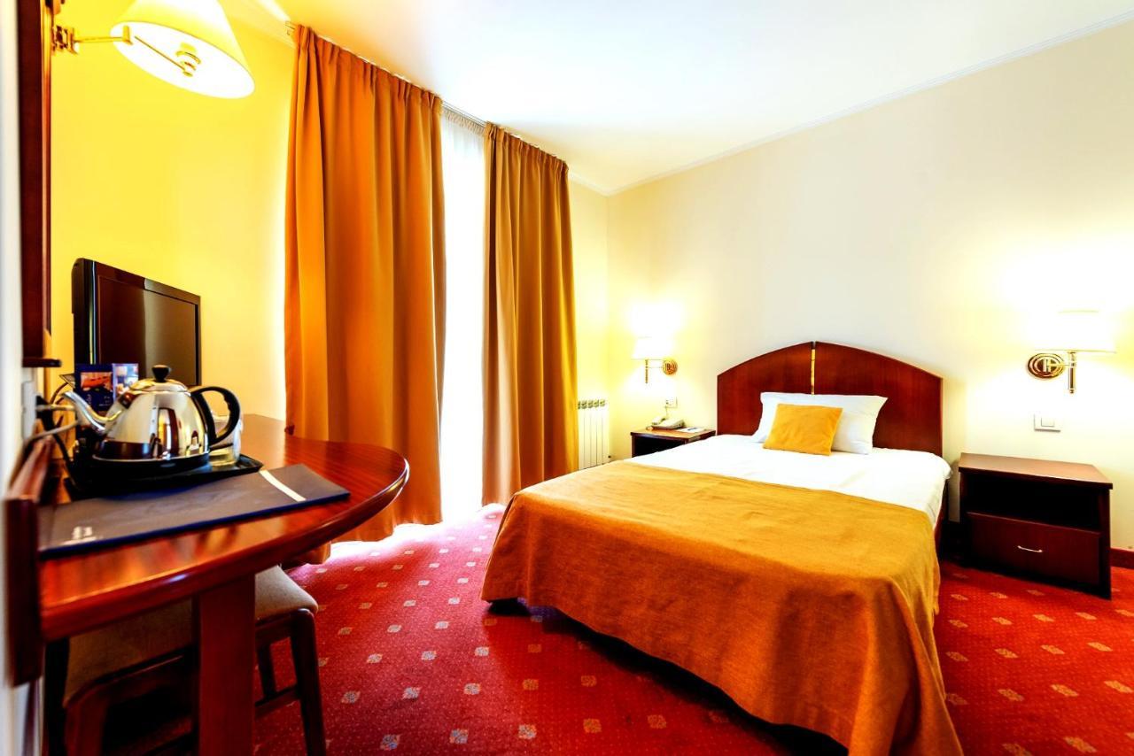 Hotel Minerva Bucureşti Ngoại thất bức ảnh