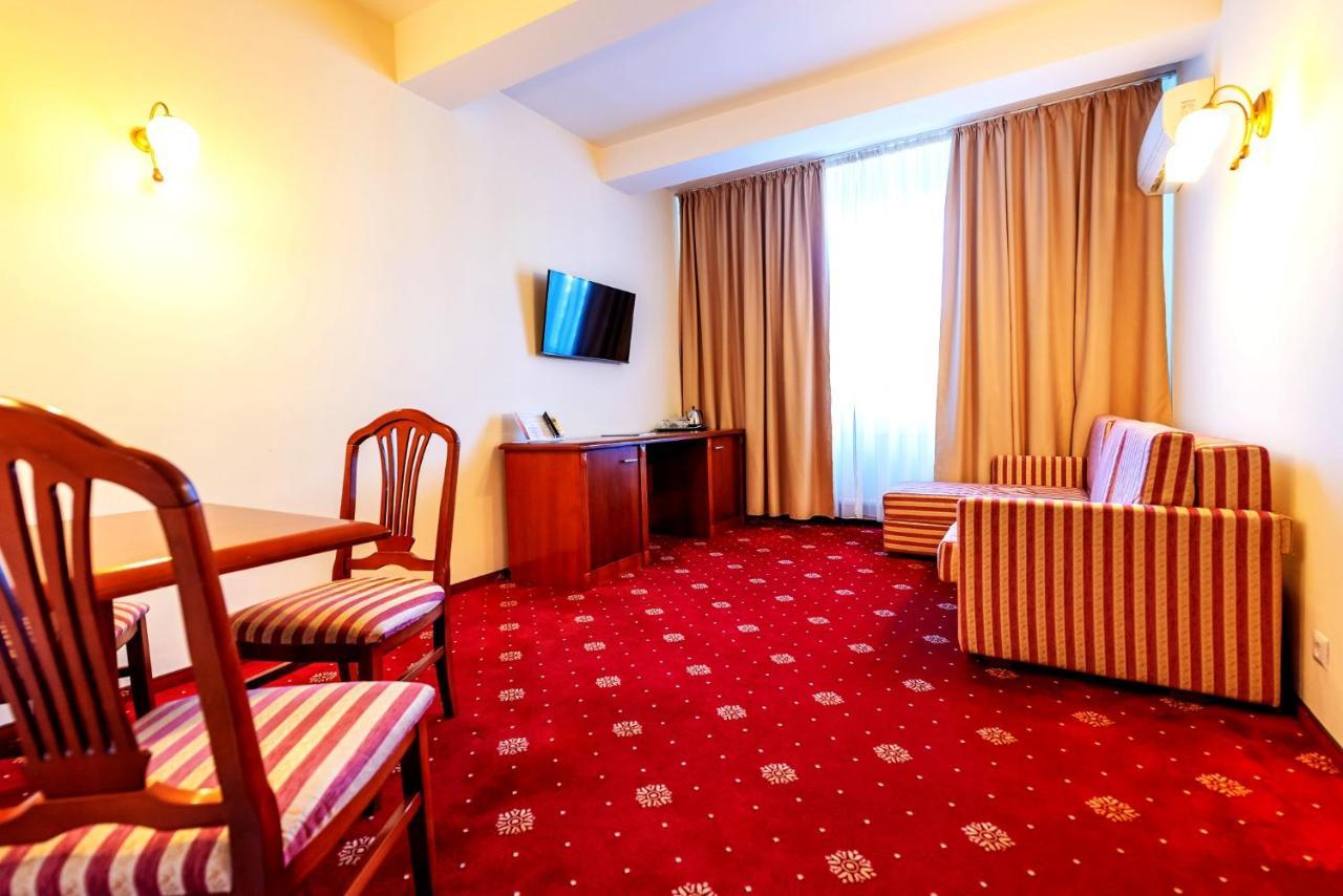 Hotel Minerva Bucureşti Ngoại thất bức ảnh
