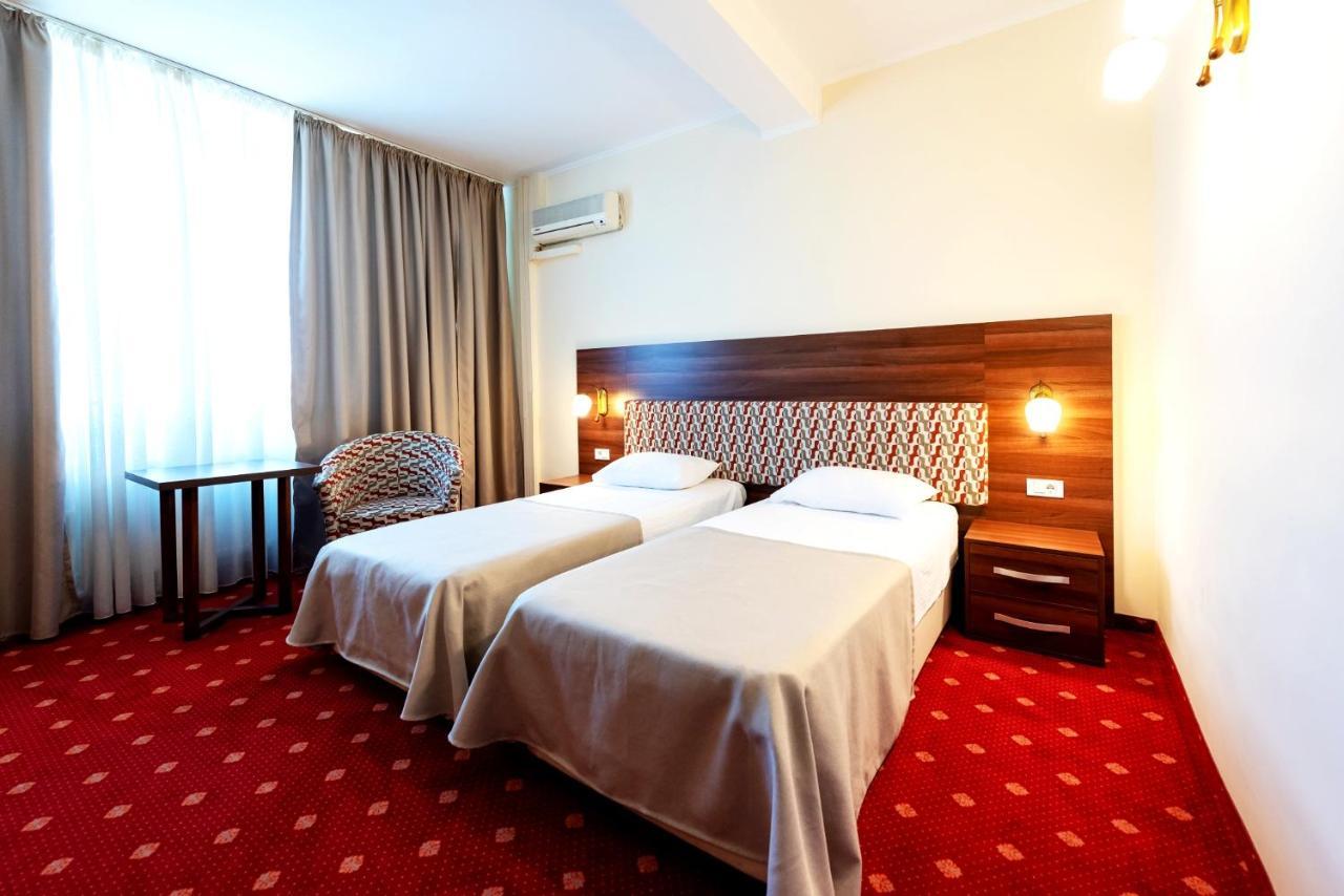 Hotel Minerva Bucureşti Ngoại thất bức ảnh