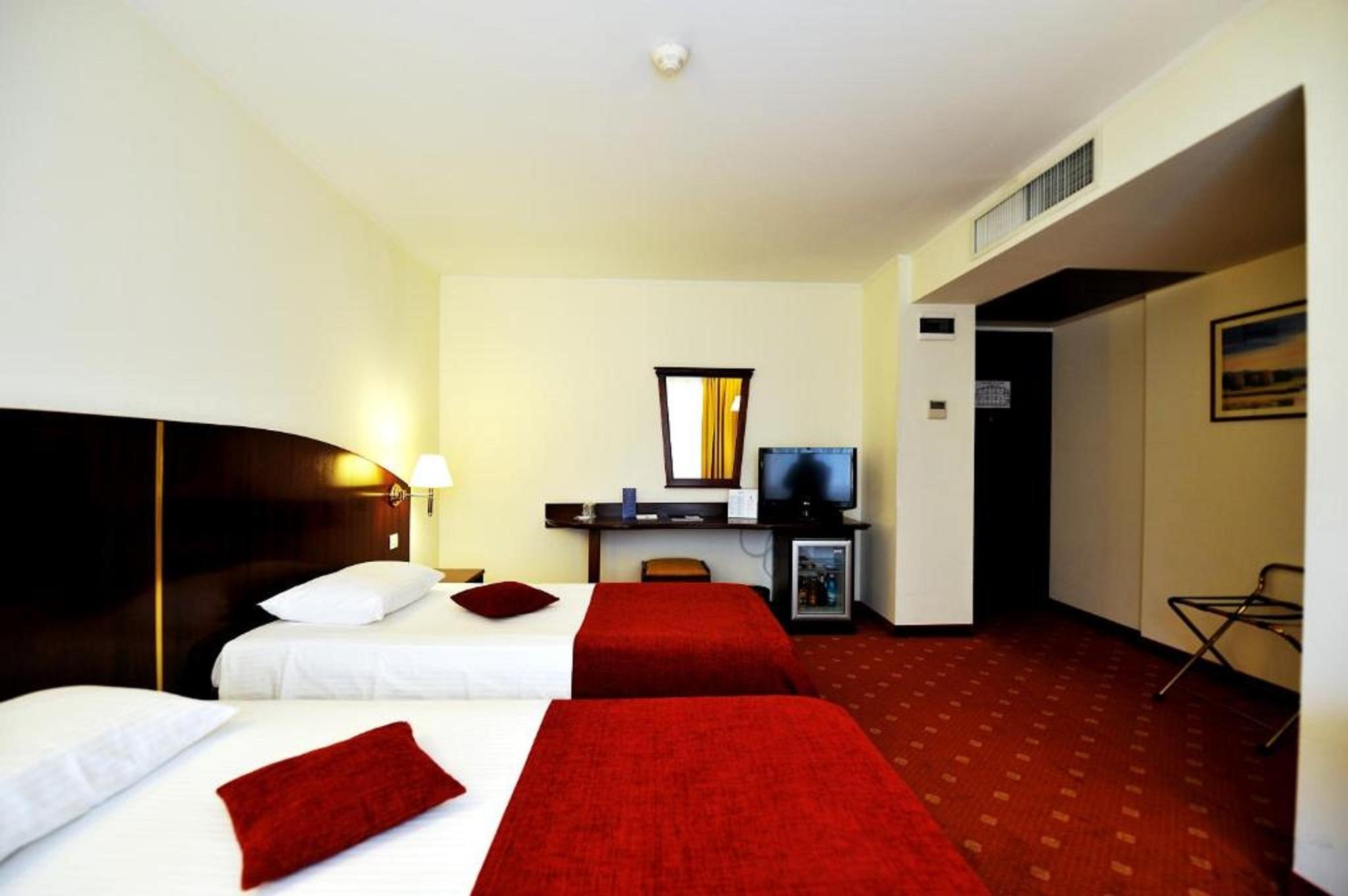 Hotel Minerva Bucureşti Ngoại thất bức ảnh