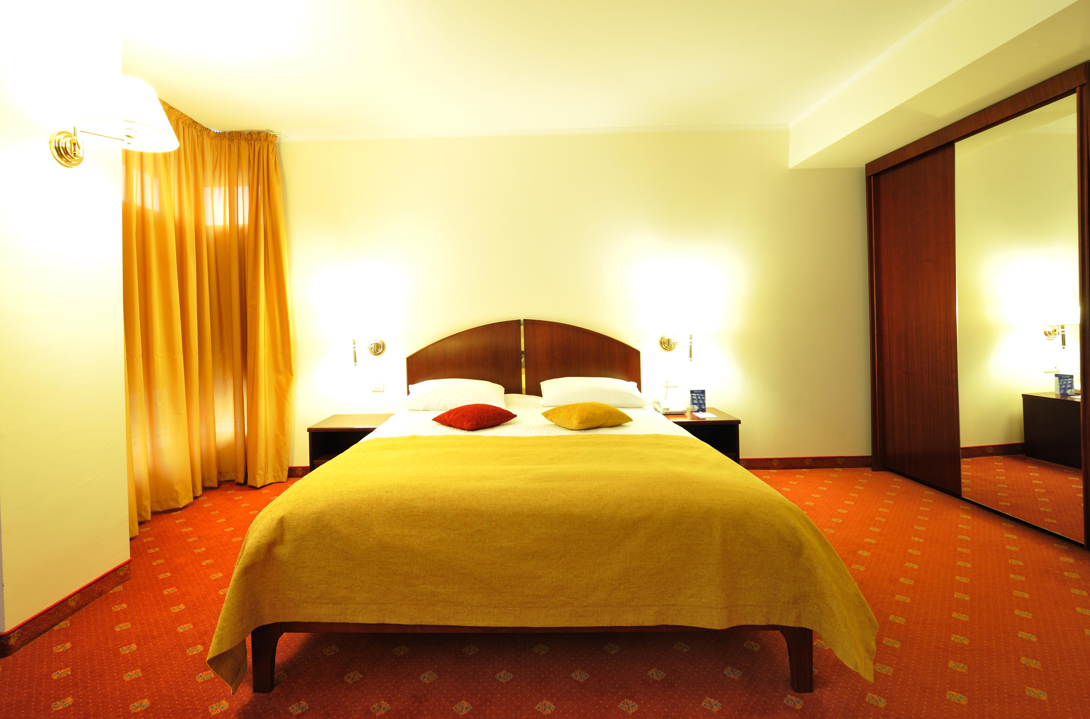 Hotel Minerva Bucureşti Ngoại thất bức ảnh