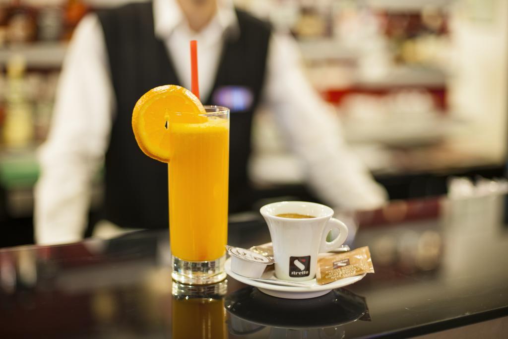 Hotel Minerva Bucureşti Ngoại thất bức ảnh